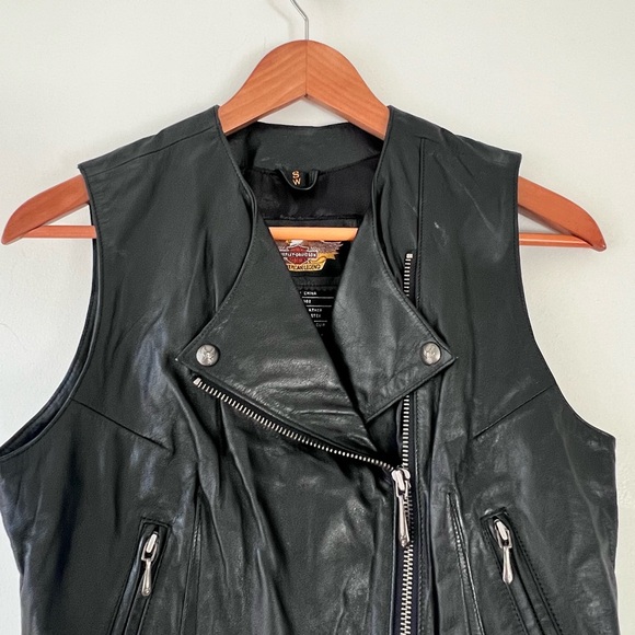 VTG HarleyDavidson "An American Legend" Women's Small Black Leather Vest CA03402 - Picture 2 of 14